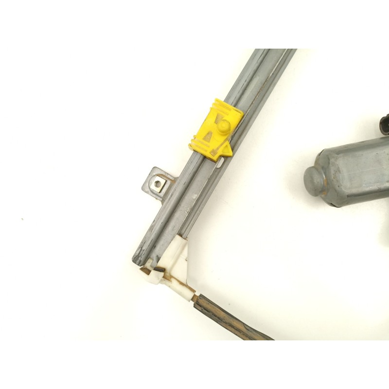 Recambio de elevalunas trasero izquierdo para renault scenic 1.9 d referencia OEM IAM 7700838598  