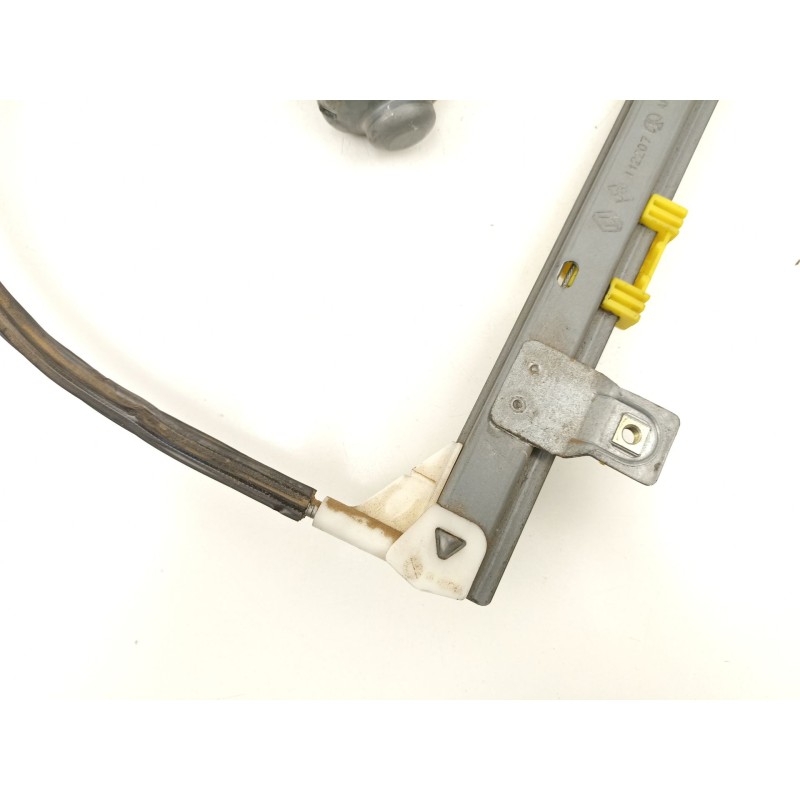 Recambio de elevalunas trasero izquierdo para renault scenic 1.9 d referencia OEM IAM 7700838598  