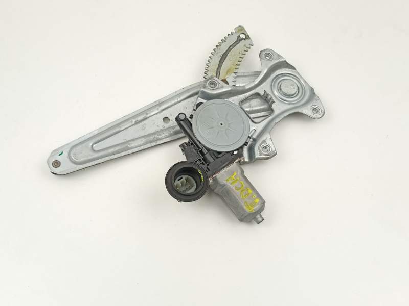 Recambio de elevalunas trasero derecho para daihatsu sirion (m3..) referencia OEM IAM 85720B2030 2621002470 