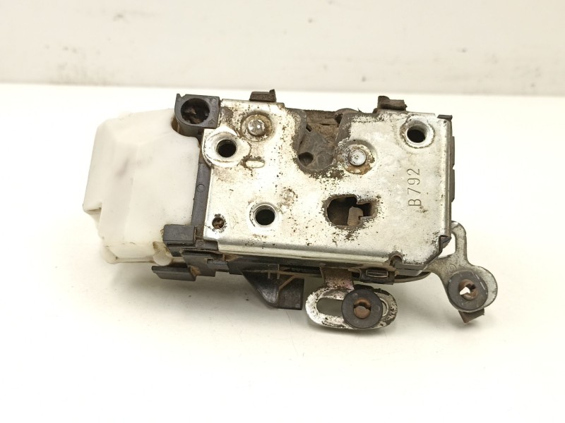 Recambio de cerradura puerta delantera derecha para alfa romeo gt (937_) 1.9 jtd (937cxn1b) referencia OEM IAM 46800415  