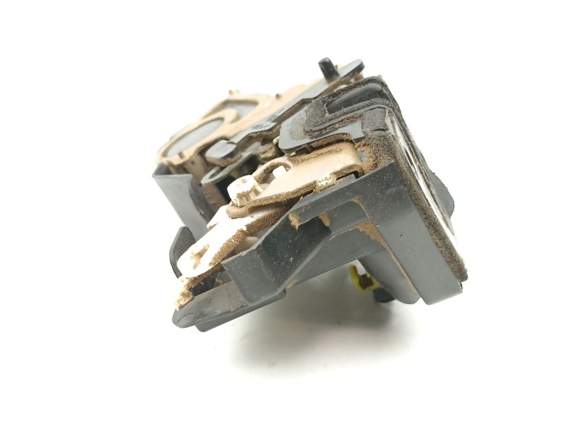 Recambio de cerradura puerta trasera izquierda para hyundai matrix (fc) 1.5 crdi vgt referencia OEM IAM 8141017101  