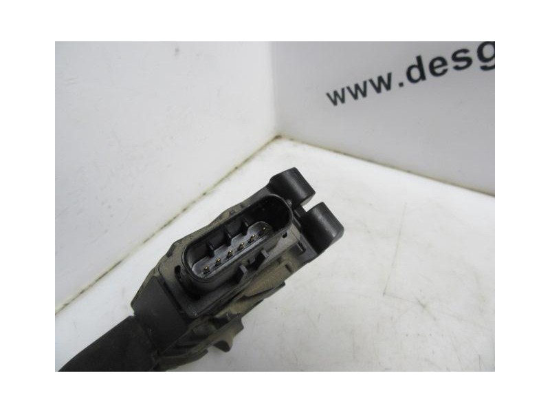 Recambio de potenciómetro aceleración : volkswagen golf : 1.6 td (104,69cv) [2013] para volkswagen golf 1.6 td referencia OEM IA