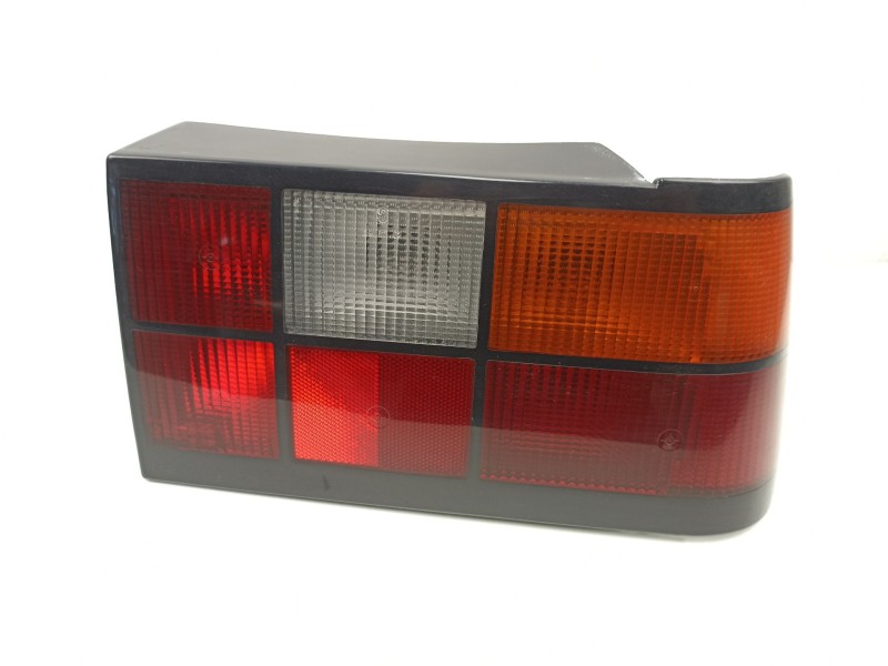 Recambio de piloto trasero derecho para volvo 440 (445) 1.7 referencia OEM IAM 3454331  