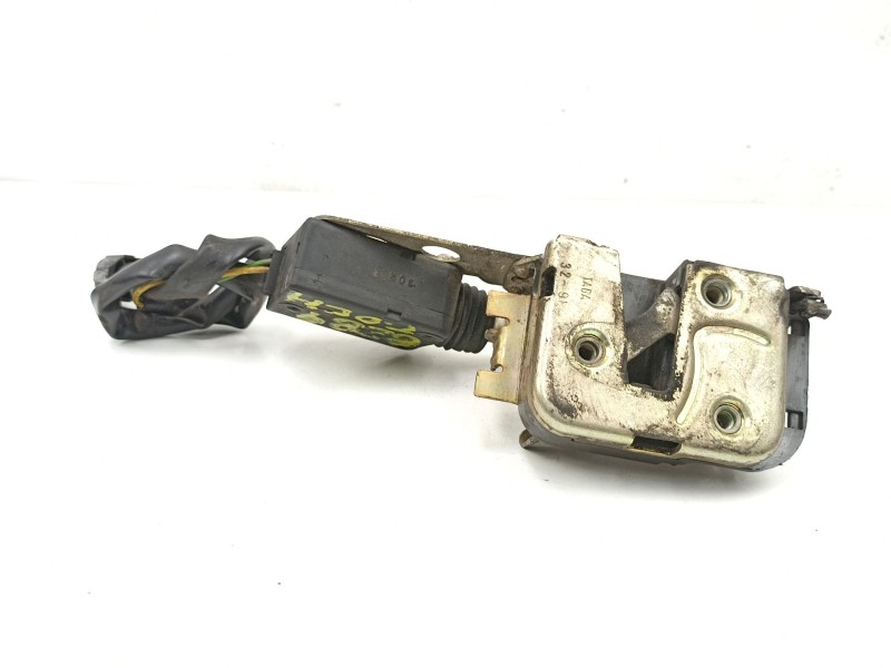 Recambio de cerradura puerta trasera derecha para volvo 440 (445) 1.7 referencia OEM IAM 3417056  