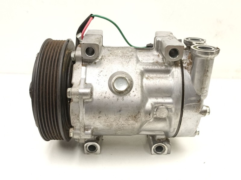 Recambio de compresor aire acondicionado para alfa romeo 147 1.6 g referencia OEM IAM 60653652  