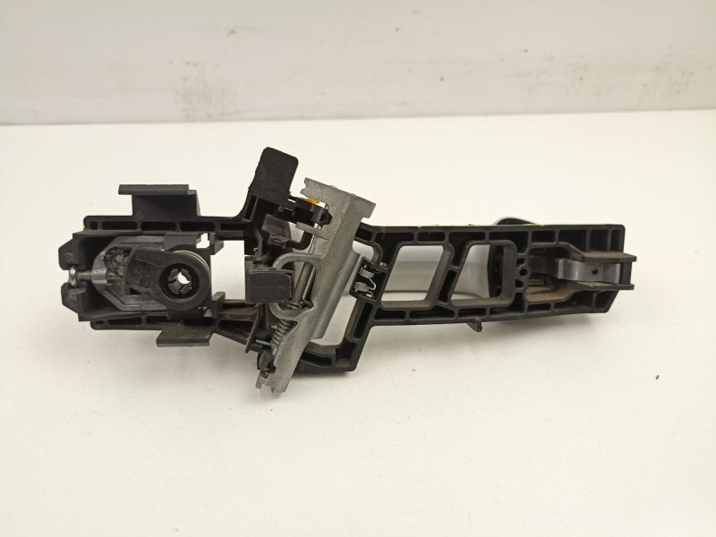 Recambio de manilla delantera izquierda para ford fiesta vi (cb1, ccn) 1.4 tdci referencia OEM IAM 8A61A224A37AN  