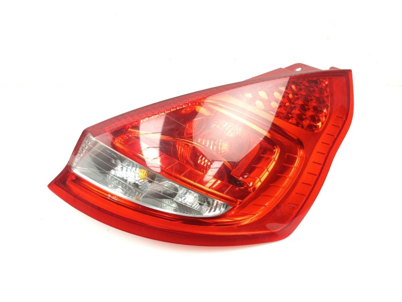 Recambio de piloto trasero derecho para ford fiesta vi (cb1, ccn) 1.4 tdci referencia OEM IAM 8A6113A602AB  