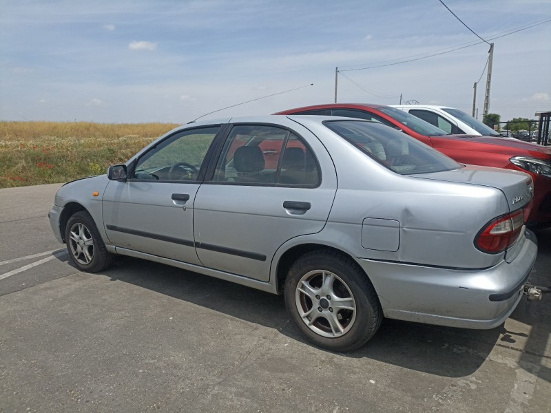 nissan almera i hatchback (n15) del año 1999
