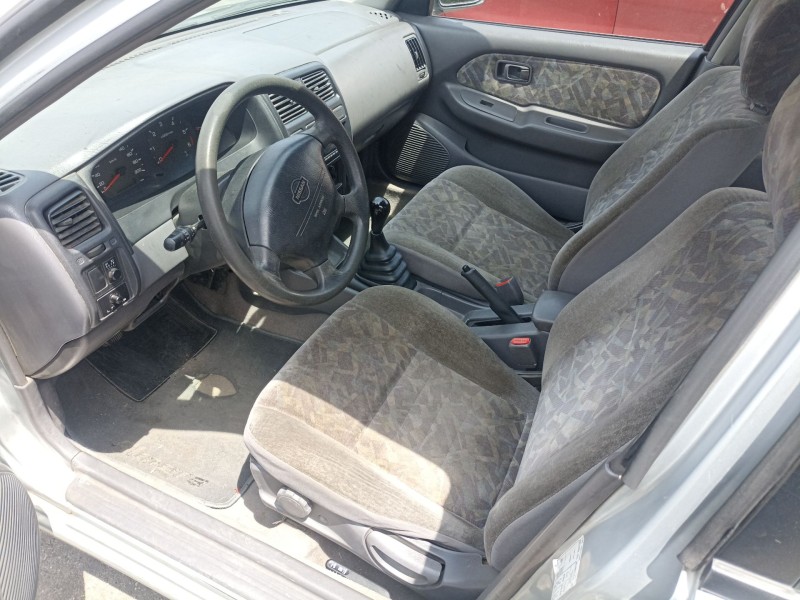 nissan almera i hatchback (n15) del año 1999