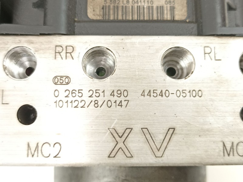 Recambio de abs para toyota avensis station wagon (_t27_) 2.0 d-4d (adt270_) referencia OEM IAM 4454005100 0265251490 