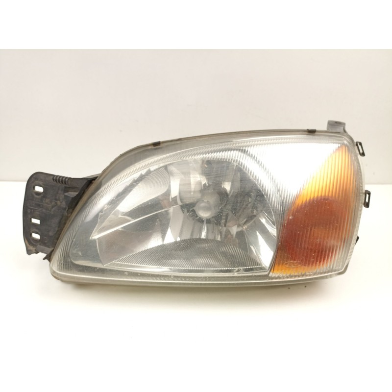 Recambio de faro izquierdo para ford fiesta 1.3 g referencia OEM IAM YS6113006EC 0301173303 