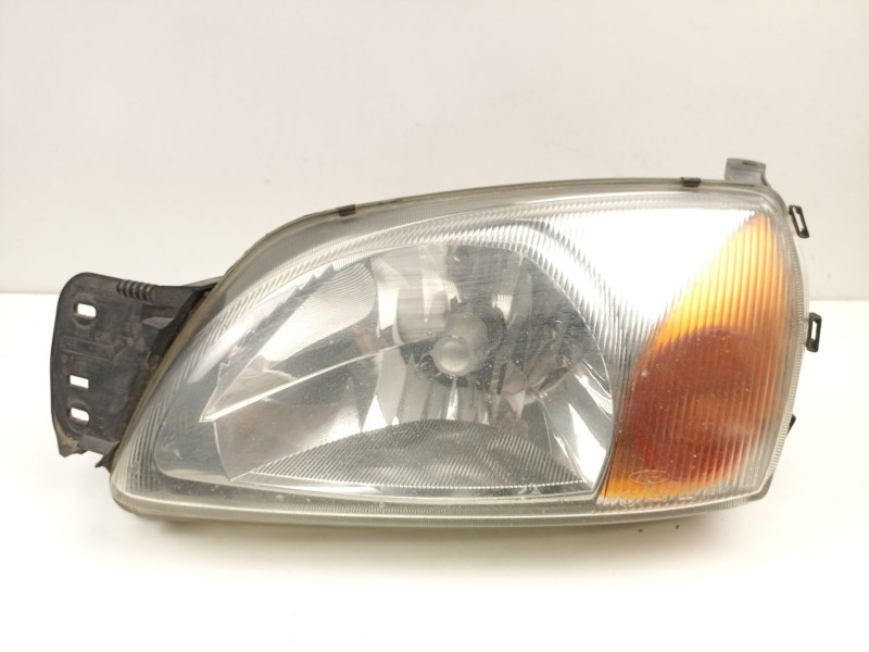 Recambio de faro izquierdo para ford fiesta 1.3 g referencia OEM IAM YS6113006EC 0301173303 
