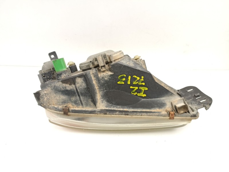 Recambio de faro izquierdo para ford fiesta 1.3 g referencia OEM IAM YS6113006EC 0301173303 