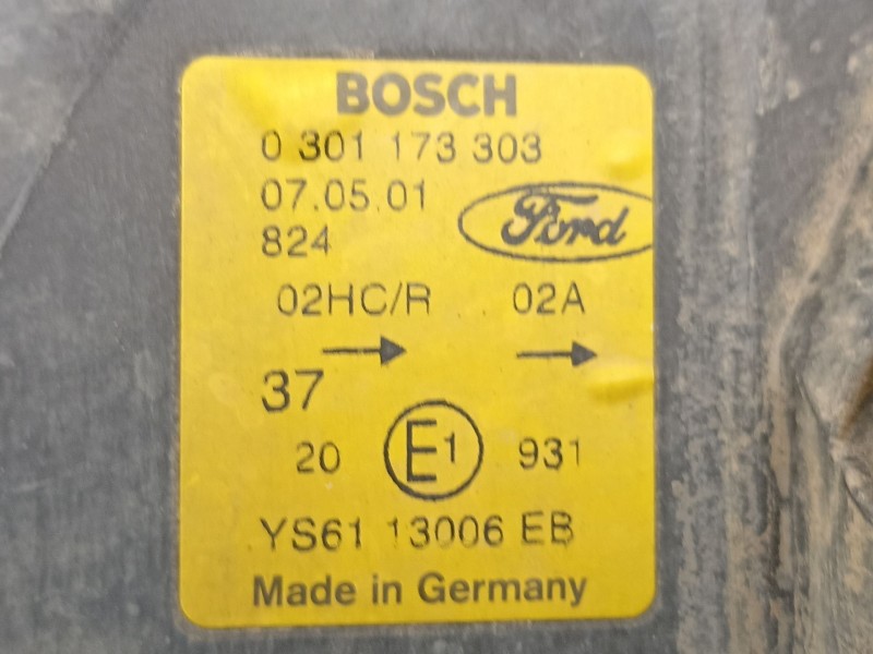 Recambio de faro izquierdo para ford fiesta 1.3 g referencia OEM IAM YS6113006EC 0301173303 