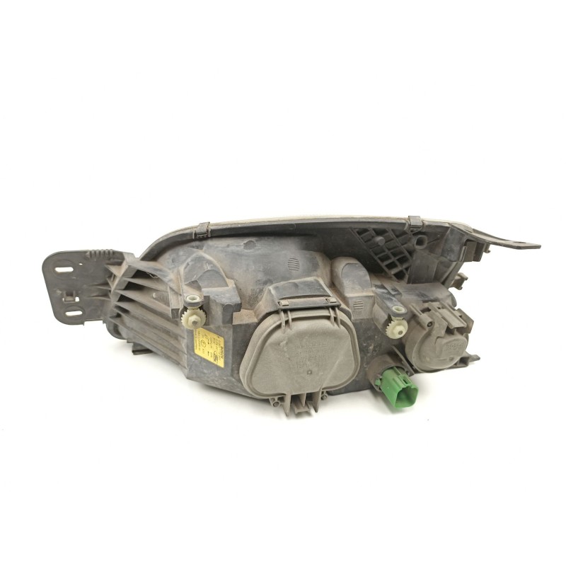 Recambio de faro derecho para ford fiesta 1.3 g referencia OEM IAM YS6113005AK 0301173302 