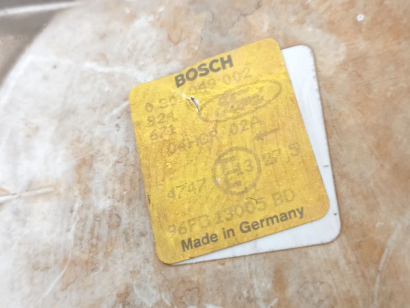 Recambio de faro derecho para ford fiesta 1.1 g referencia OEM IAM 96FG13005BD 0301049002 