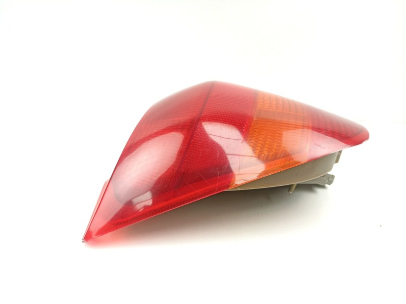 Recambio de piloto trasero izquierdo para ford fiesta 1.1 g referencia OEM IAM 89FG13A603AC  