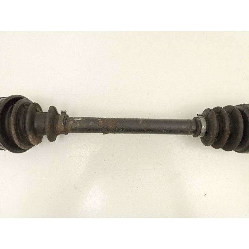 Recambio de transmision delantera izquierda para ford fiesta vi (cb1, ccn) 1.4 tdci referencia OEM IAM 8V513B437AAB  