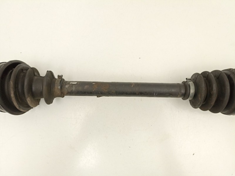 Recambio de transmision delantera izquierda para ford fiesta vi (cb1, ccn) 1.4 tdci referencia OEM IAM 8V513B437AAB  