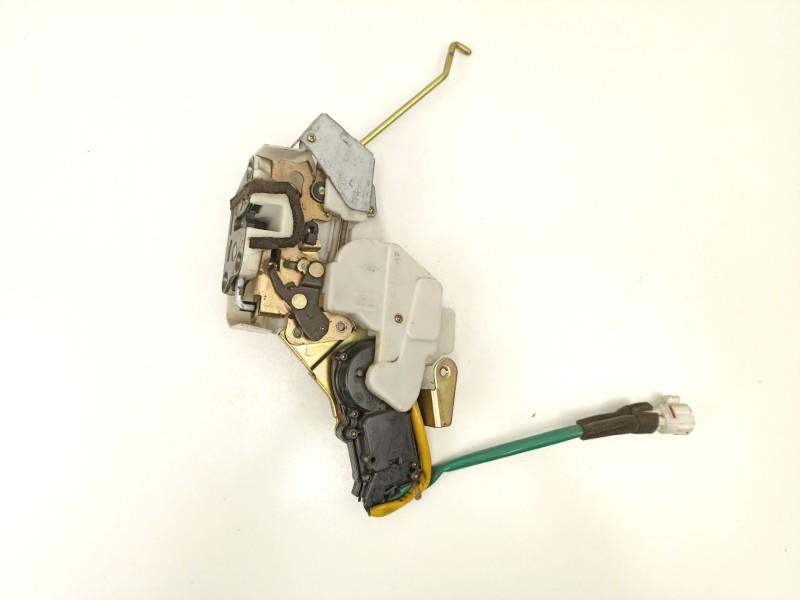 Recambio de cerradura puerta trasera izquierda para opel agila 1.2 g referencia OEM IAM 9212669  