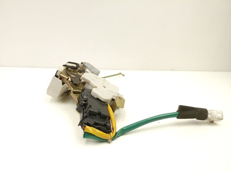 Recambio de cerradura puerta trasera izquierda para opel agila 1.2 g referencia OEM IAM 9212669  