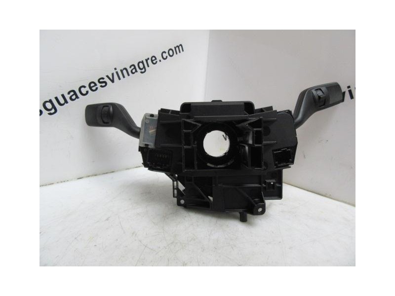 Recambio de mando luces y limpias : ford focus : 1.6 td (108,77cv) [2005] para ford focus 1.6 td referencia OEM IAM 4M5T-14A664-