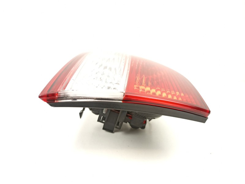 Recambio de piloto porton izquierdo para seat leon (1m1) 1.9 tdi referencia OEM IAM 1M6945107  