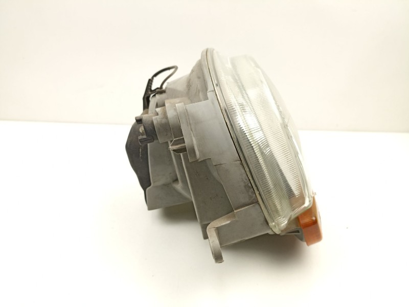 Recambio de faro derecho para renault twingo 1.2 g referencia OEM IAM 7701040499  