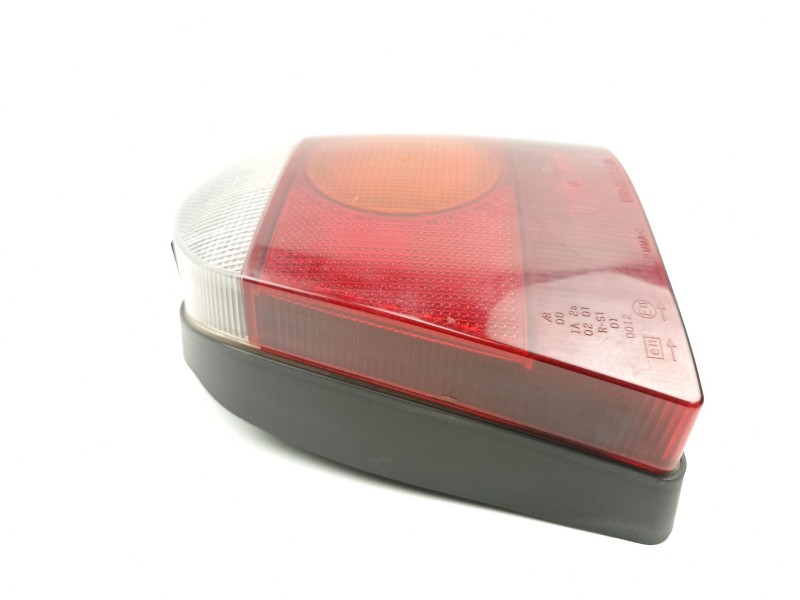 Recambio de piloto trasero derecho para renault twingo 1.2 g referencia OEM IAM 7700820014  