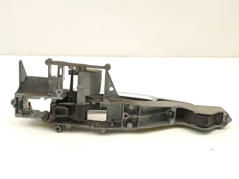 Recambio de manilla delantera izquierda para fiat scudo furgoneta (270_, 272_) 2.0 d multijet referencia OEM IAM 9680656680  