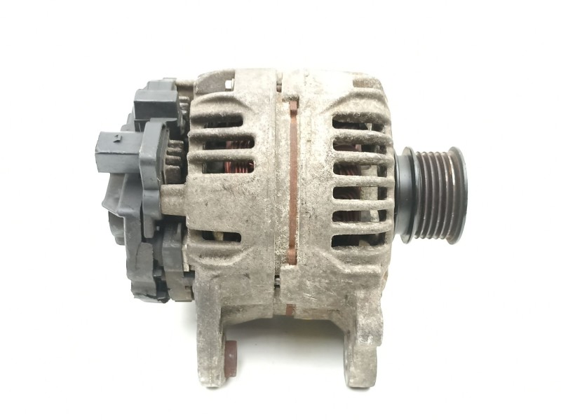 Recambio de alternador para seat cordoba 1.4 g referencia OEM IAM 037903025M 0124325012 