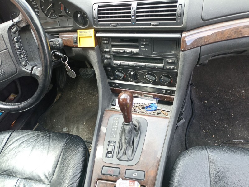 bmw 7 (e38) del año 1999