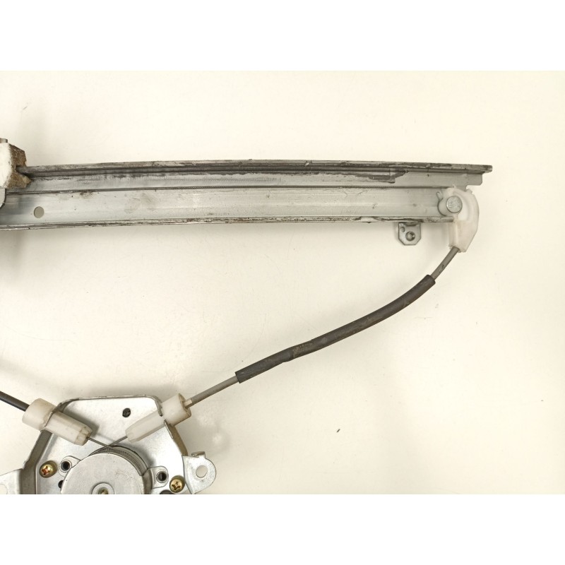 Recambio de elevalunas delantero derecho para nissan almera i hatchback (n15) 2.0 d referencia OEM IAM 807300M016 MMR52167 
