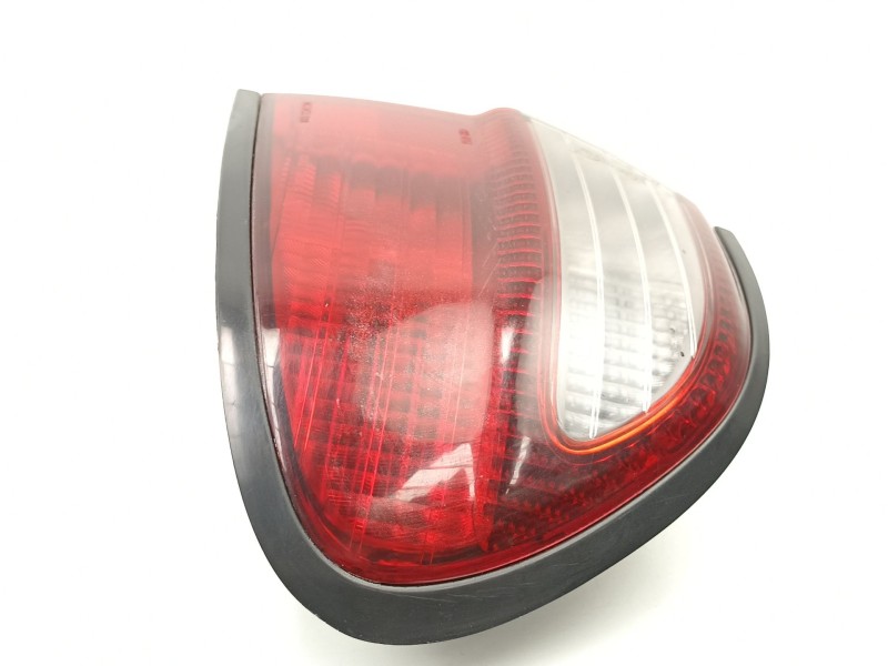 Recambio de piloto trasero derecho para nissan almera i hatchback (n15) 2.0 d referencia OEM IAM 265502N285  