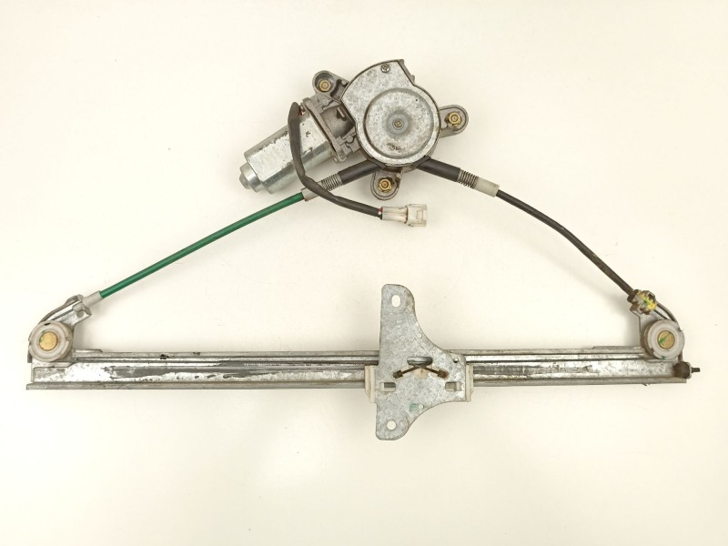 Recambio de elevalunas delantero derecho para suzuki wagon 1.3 g referencia OEM IAM 8341083E00  