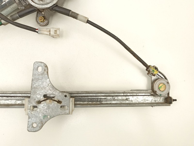 Recambio de elevalunas delantero derecho para suzuki wagon 1.3 g referencia OEM IAM 8341083E00  