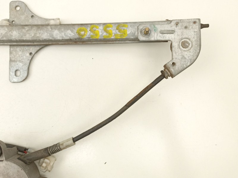 Recambio de elevalunas delantero derecho para suzuki wagon 1.3 g referencia OEM IAM 8341083E00  