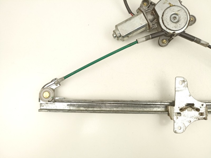 Recambio de elevalunas delantero derecho para opel agila 1.2 g referencia OEM IAM 9215910  