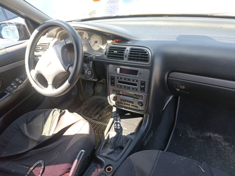 peugeot 406 (8b) del año 2004