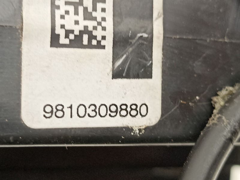 Recambio de cerradura puerta trasera derecha para peugeot 308 1.2 g style referencia OEM IAM 9810309880  