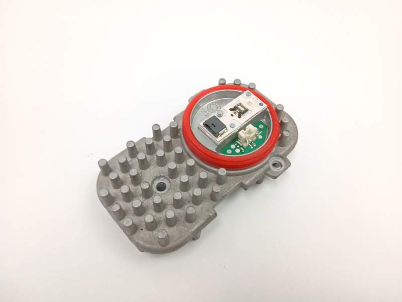 Recambio de modulo electronico para bmw 3 coupé (e92) 320 d xdrive referencia OEM IAM 63117263051 1305715084 