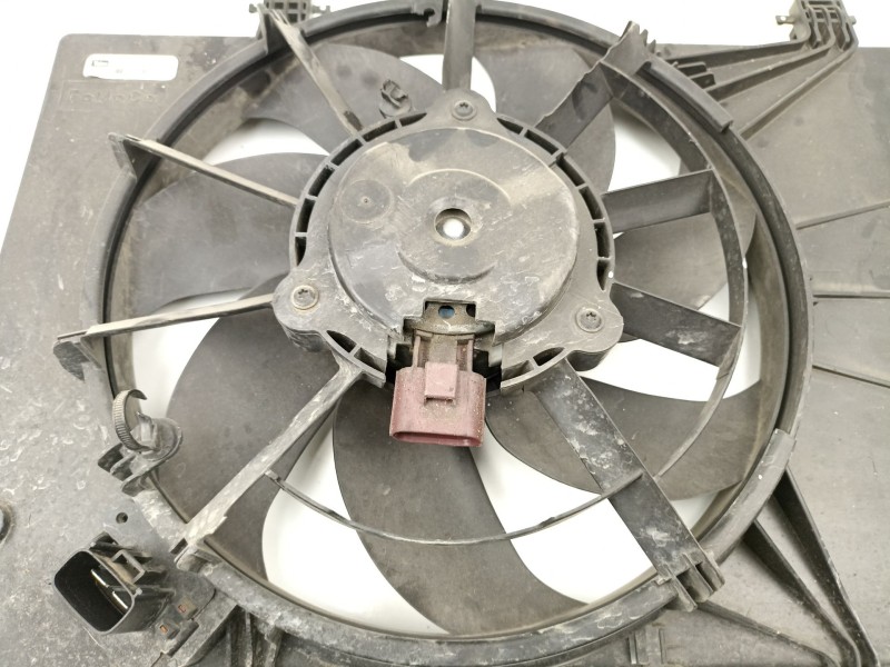 Recambio de electroventilador para ford fiesta vi (cb1, ccn) 1.4 tdci referencia OEM IAM 8V518C607EF  