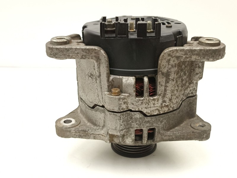 Recambio de alternador para ford fiesta 1.3 g referencia OEM IAM 96FB10300DD 0123310023 