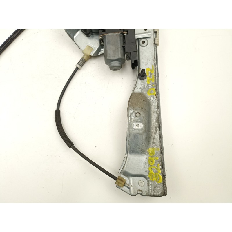 Recambio de elevalunas delantero izquierdo para renault clio iii (br0/1, cr0/1) 1.5 dci (c/br0g, c/br1g) referencia OEM IAM 8200