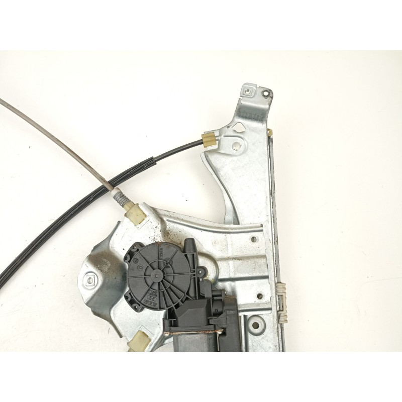 Recambio de elevalunas delantero izquierdo para renault clio iii (br0/1, cr0/1) 1.5 dci (c/br0g, c/br1g) referencia OEM IAM 8200