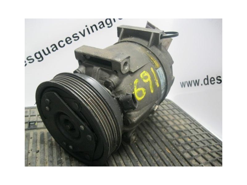 Recambio de aire acondicionado : renault megane : 1.6 g coupe (k4ma7)-16v [2001] para renault megane 1.6 g coupe (k4ma7)-16v ref