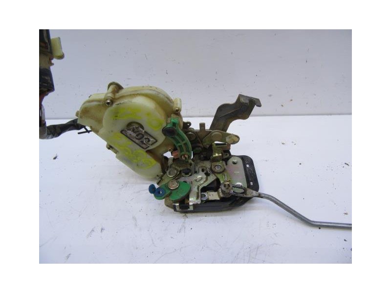 Recambio de cerradura pta. del. izq. : kia sorento : 2.5 crdi (140,04cv) [2004] para kia sorento 2.5 crdi referencia OEM IAM   