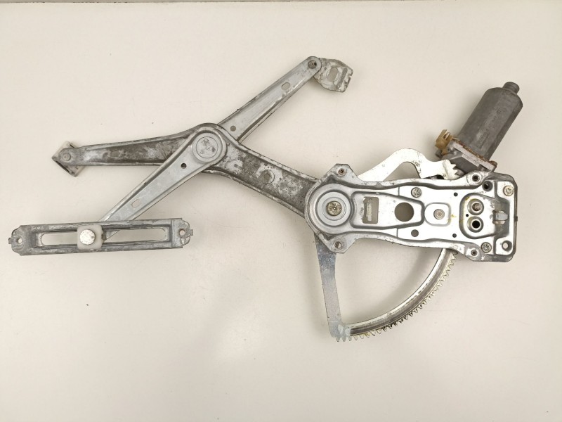 Recambio de elevalunas delantero derecho para mercedes-benz c280 2.8 g referencia OEM IAM A2027201646  