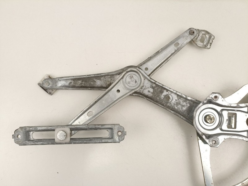 Recambio de elevalunas delantero derecho para mercedes-benz c280 2.8 g referencia OEM IAM A2027201646  