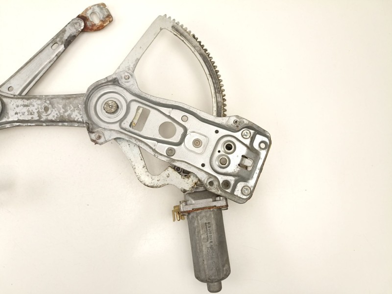 Recambio de elevalunas delantero izquierdo para mercedes-benz c280 2.8 g referencia OEM IAM A2027201546  